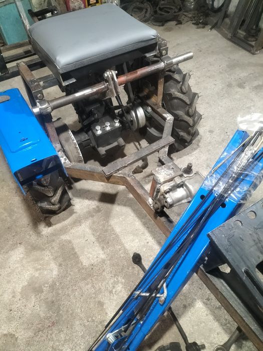 Мотоблок мінітрактор