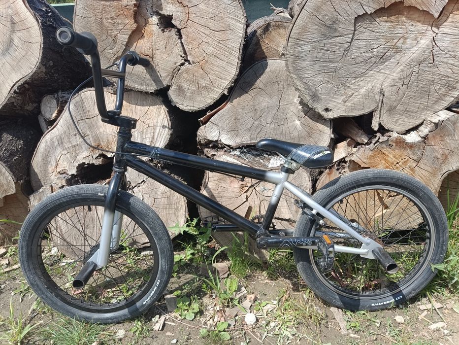 Rower BMX na sprzedaż.