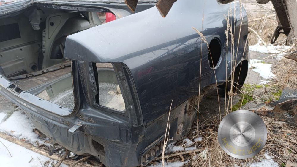 Четверть задняя правая для Volkswagen Passat B5