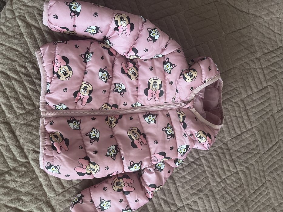 Весняна куртка для дівчинки