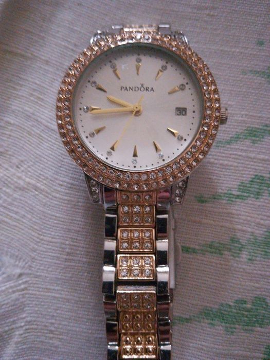 Жіночий годинник Pandora