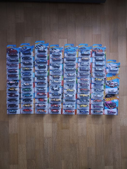 Hot Wheels 10zł/szt.