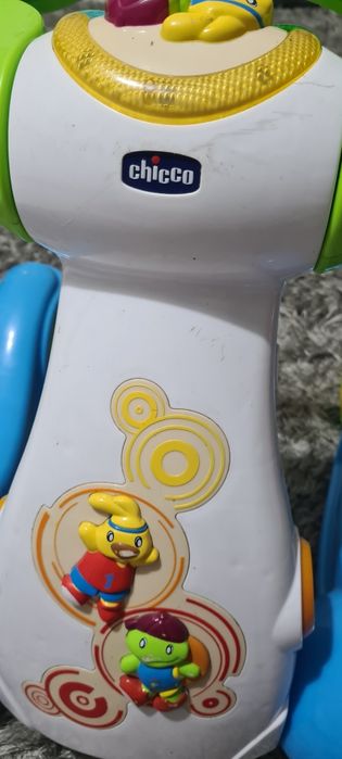 Andador bebe primeiros passos