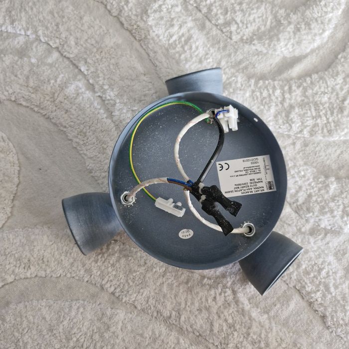 Lampa  z reflektorami