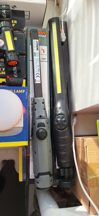 Акумуляторний ліхтар, світильник