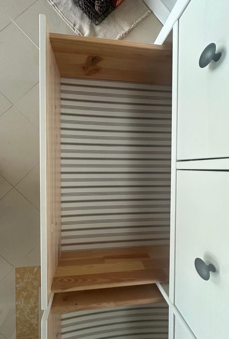 Comoda Hemnes Velatura Branca 8 gavetas
