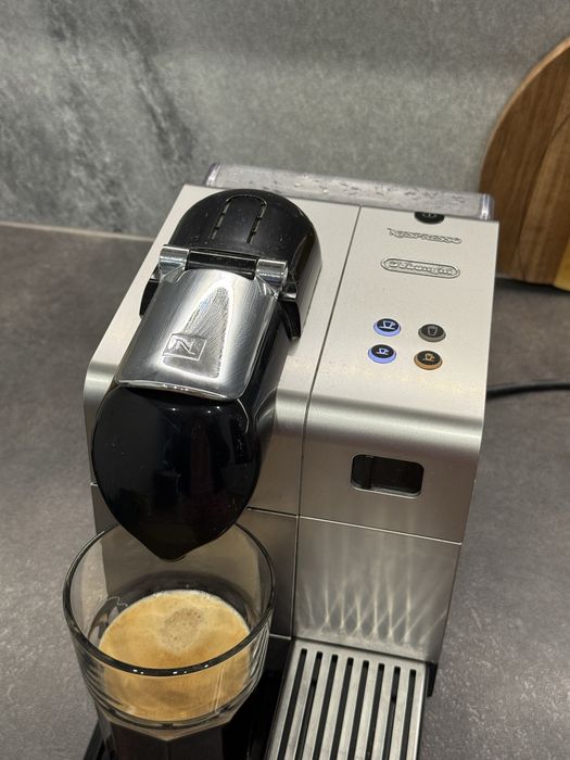 Ekspres kapsułkowy De'Longhi EN 520.S