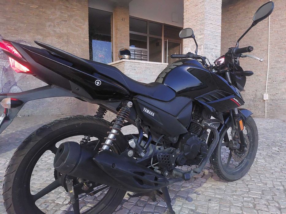 Mota Yamaha YS125