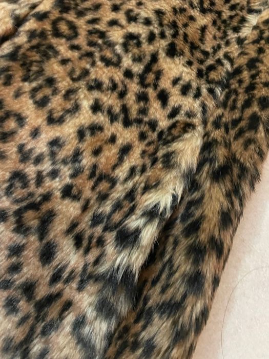 Colete de pêlo - Marca Bershka