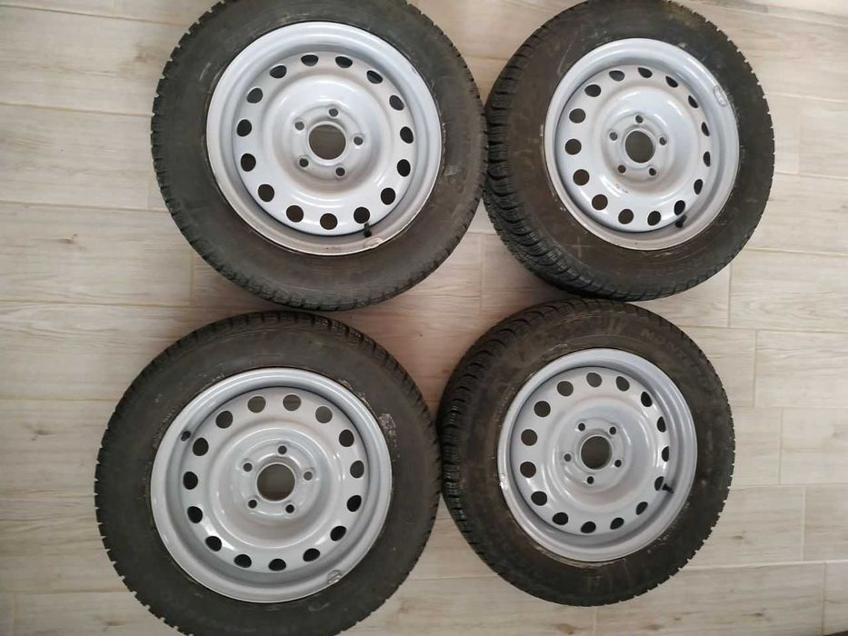 Диски з шинами R15