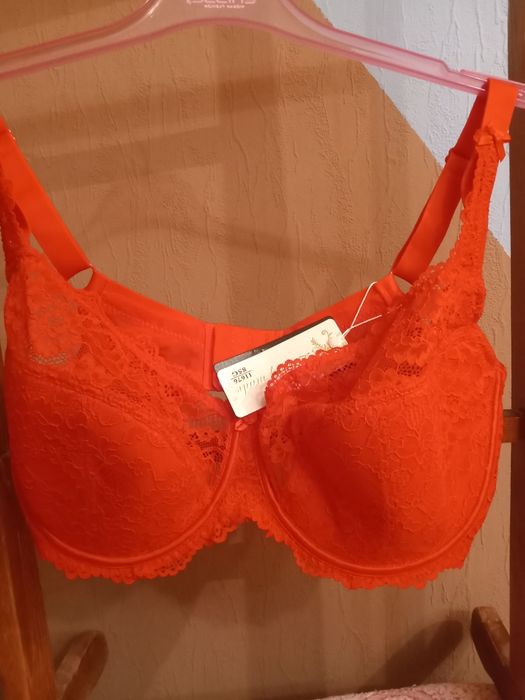 Продам нові бюстгальтери