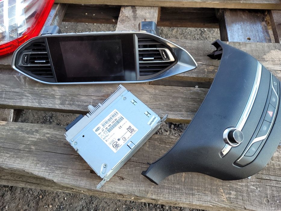 Radio nawigacja peugeot 308 t9 komplet