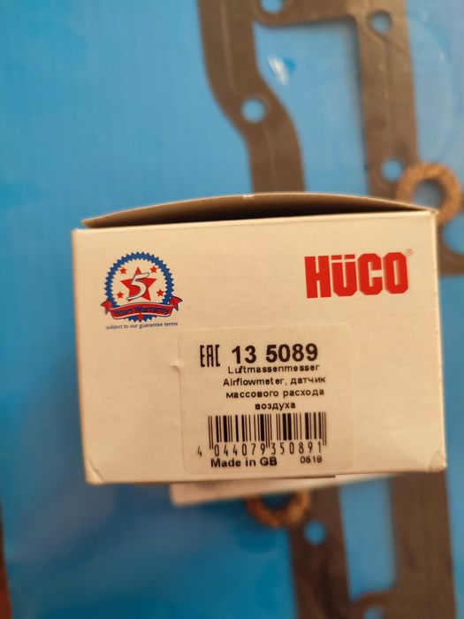 Датчик массового расхода воздуха hugo 135089