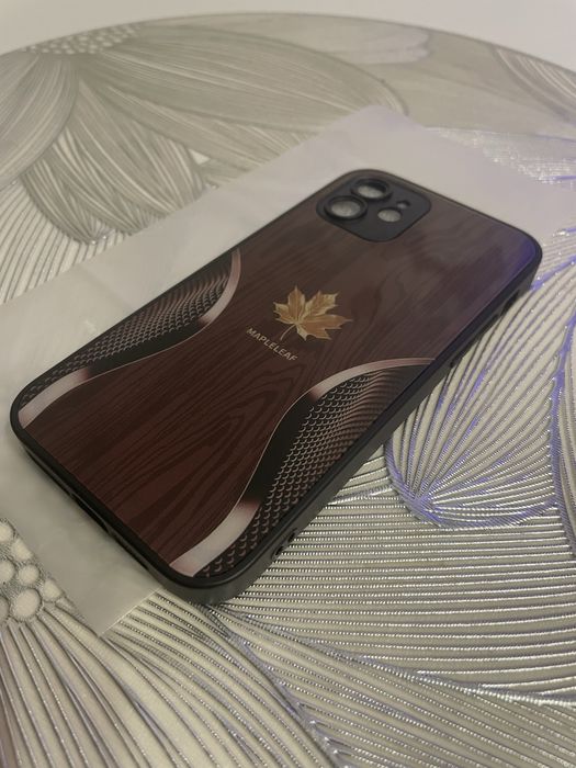 Чехол на айфон 12