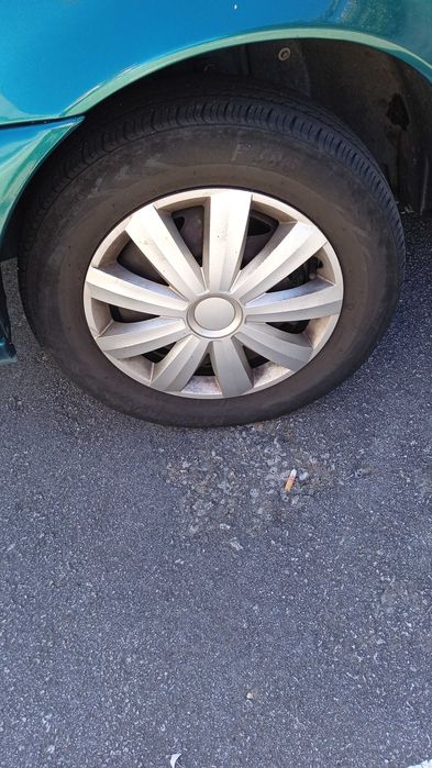 Vendo carro com problemas mecânicos.