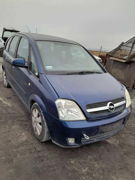 Opel Meriva  lampy przód stan bdb możliwość wysyłki