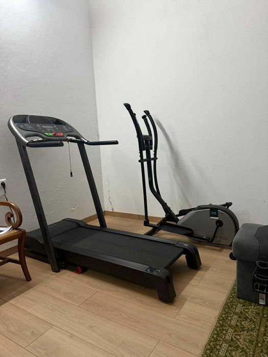 DOMYOS Passadeira de corrida dobrável 13km/h, T520B