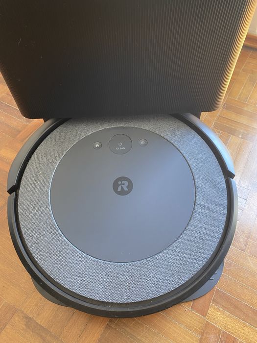 iRobot Roomba Combo j7+ com Clean Base | Excelente Estado