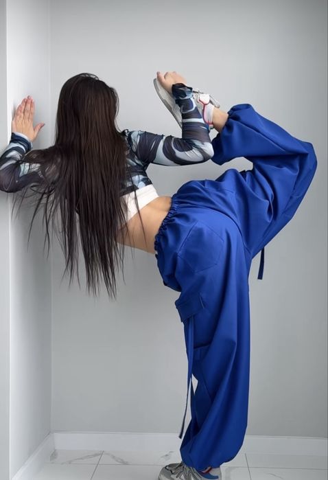 Штани для танців