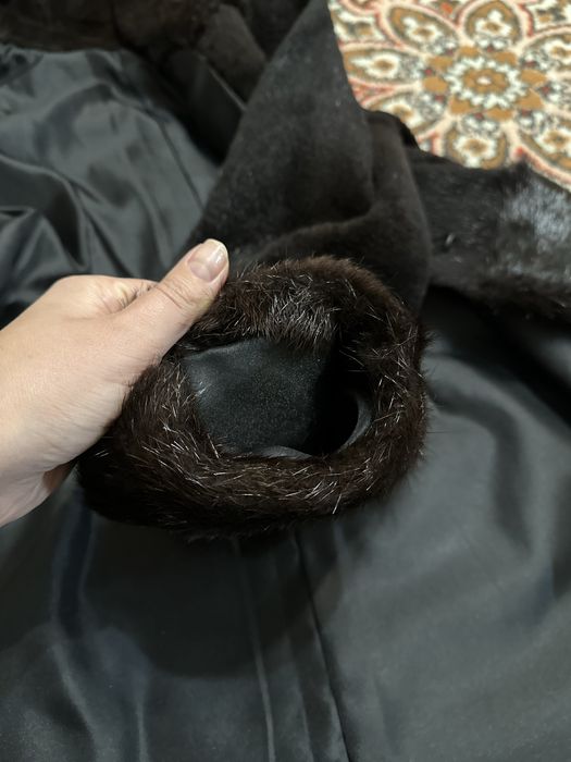 Шуба з нутрії натуральна