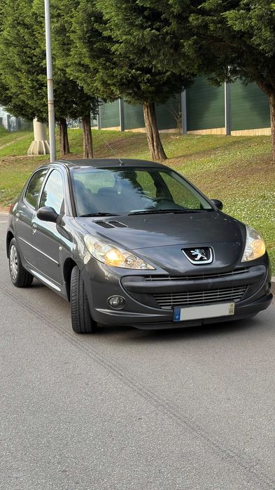 Peugeot 206+ | 168mil KM | 2011 1.1 Gasolina