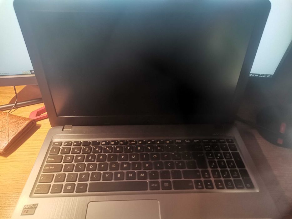 vendo portatil usado boas  condições ASUS