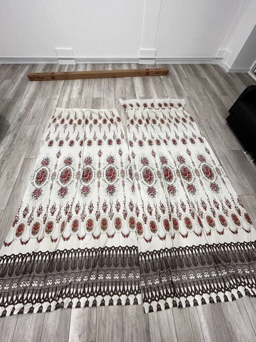 Штори розпродаж 2 шт