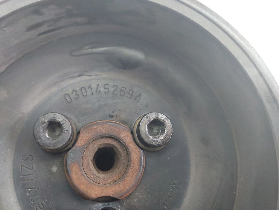 Bomba de direção VOLKSWAGEN Polo (6N)