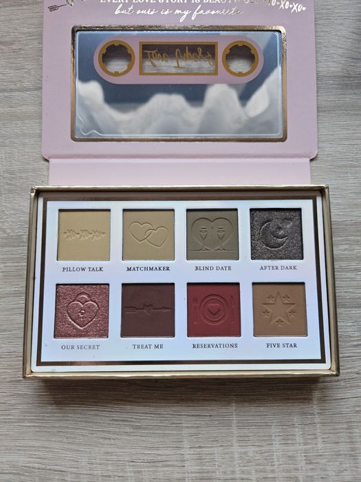 Paleta cieni do powiek Plouise Date night