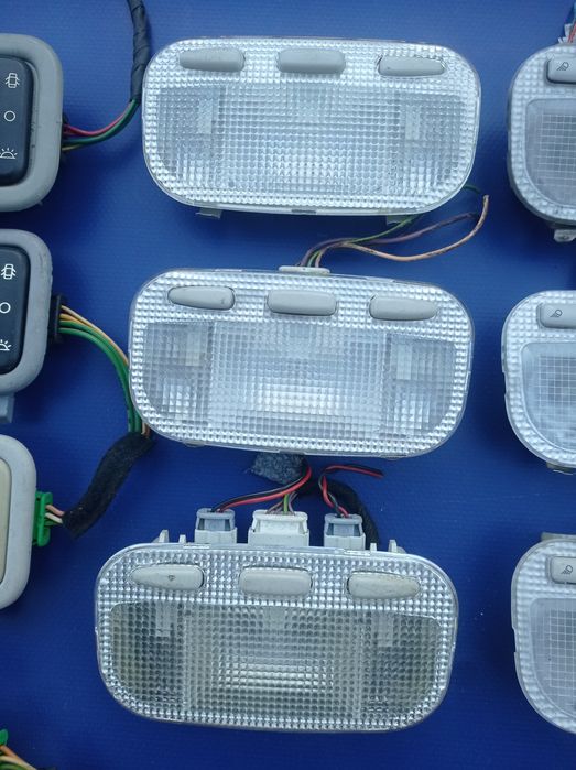 Плафон Рено Пежо Ситроен Peugeot Citroen Renault Свет в салон