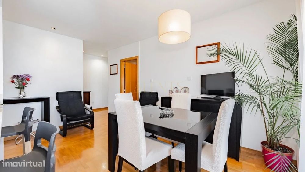Apartamento T3 em Penafiel (2 Frações: T2+T1) — Penafiel, Porto