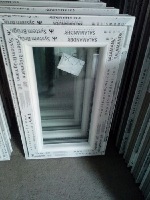 Sprzedam okno pcv nowe wys 80 szer 50 uchylno-rozwierne .BARDZO TANIO