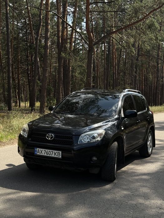 Toyota rav4 2006року