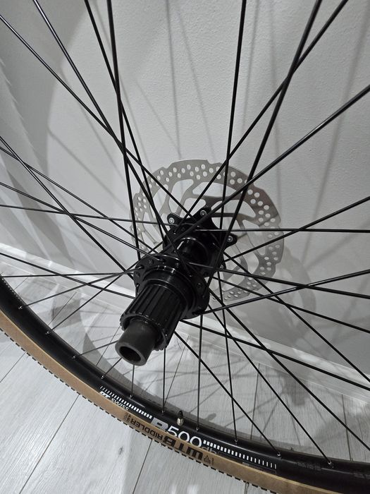 Koła DT Swiss R500 28" 700C