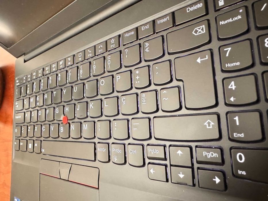 Lenovo ThinkPad E15 Gen4 15.6"FHD/i7-1255u c/10 Cores/40G Ram/Ssd 512G