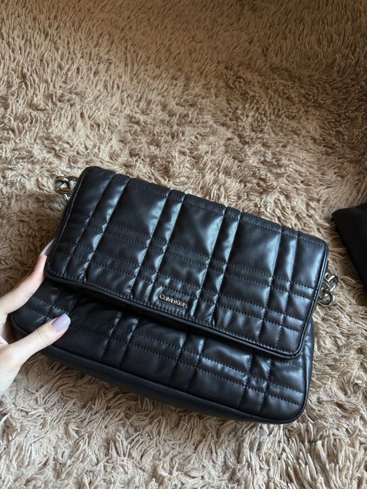 Сумка Calvin klein shoulder bag