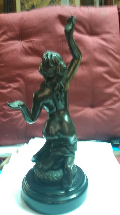 Escultura em Bronze