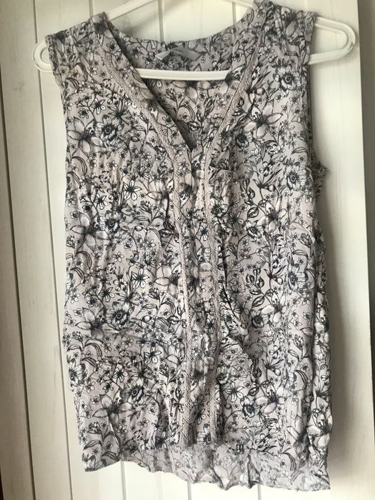 Przewiewna bluzka bez rekawów George S/M