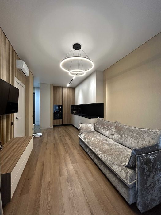 Квартира з ремонтом в заміському ЖК бізнес класу Park Lake City