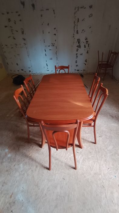 Zestaw stół + 8 krzeseł