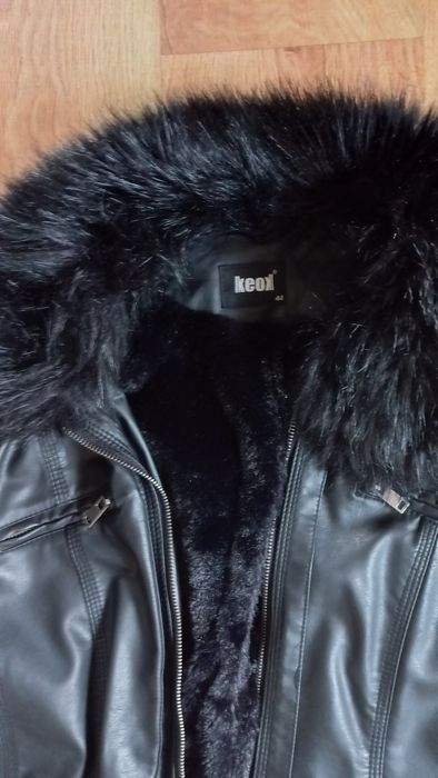 Blusão em pele sintética preto