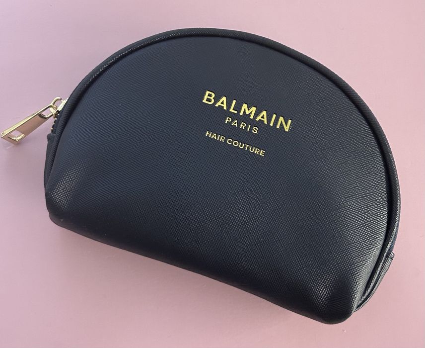 Limitowana edycja szafirowa kosmetyczka Balmain