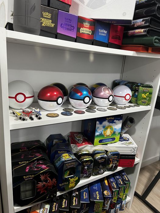 Pokémon TCG artigos de exposição