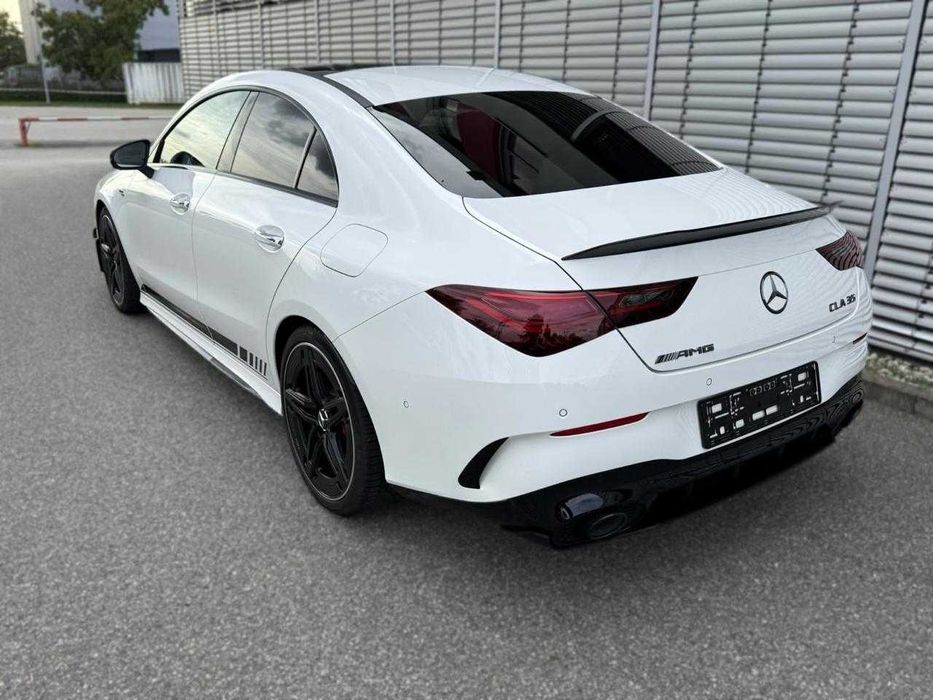 Mercedes-Benz CLA 35 AMG