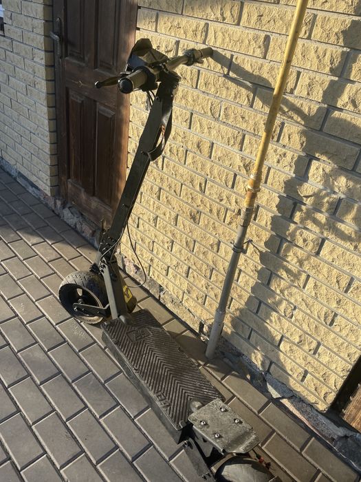 Електросамокат kukirin G4