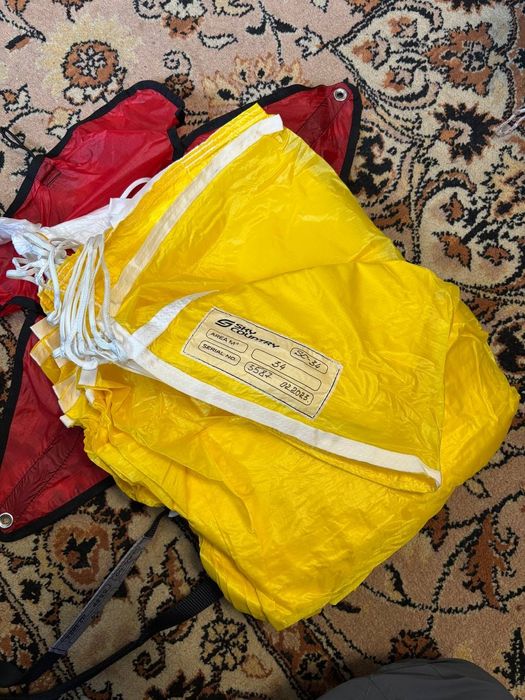 Продам запасний парашут 2023р.