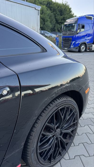 Chrysler crossfire