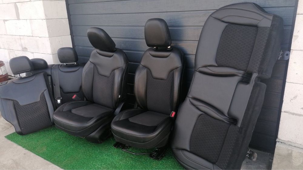 Салон сидіння сідушки Jeep Compass 2017-2024 з підігрівом комбіновані