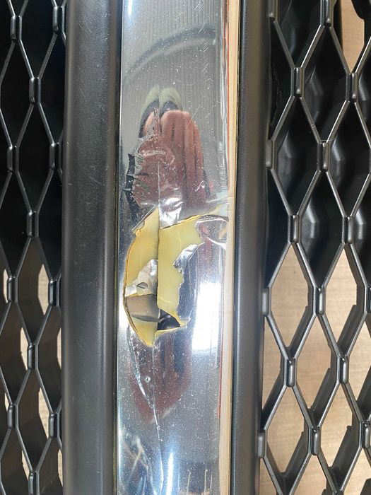 Zderzak przedni Peugeot 107 Lift kolor exz