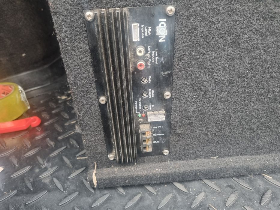 Продам сабуфер в хорошем состоянии